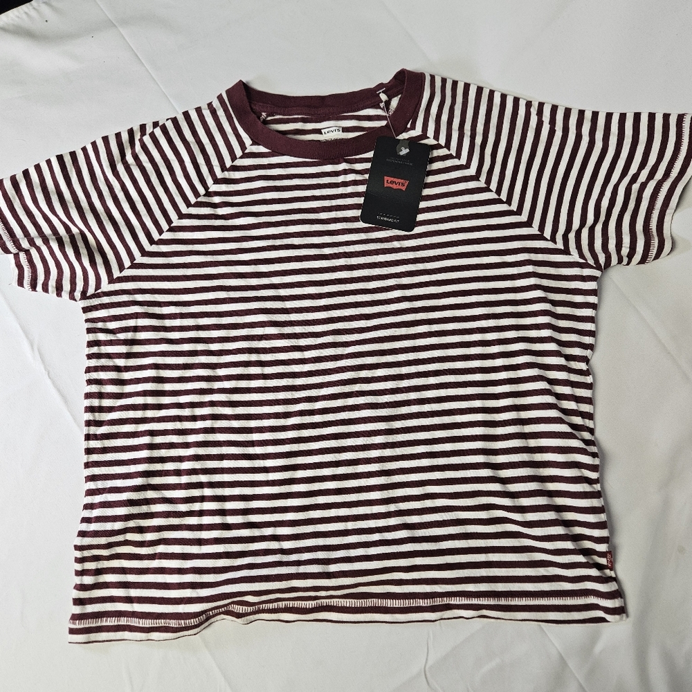 Levi's Striped‎ Maroon and White T-Shirt Small